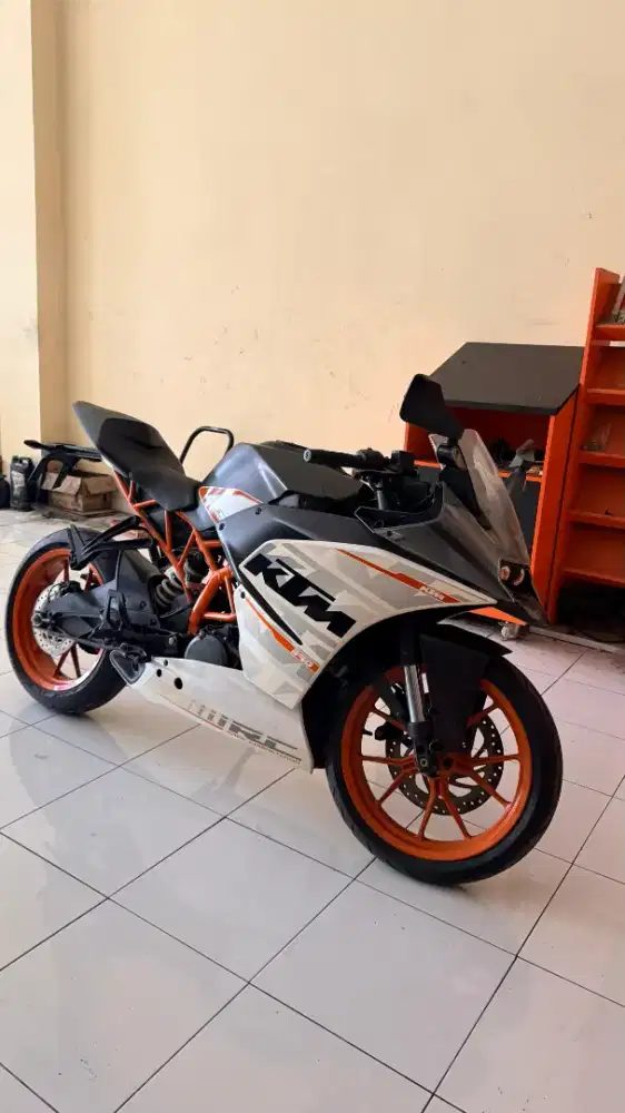 KTM RC 390 No ZX25rr ninja not 250cc
