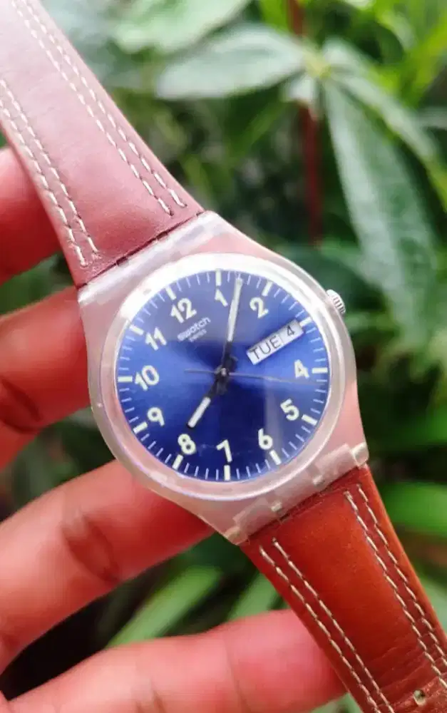 Jam tangan Swatch