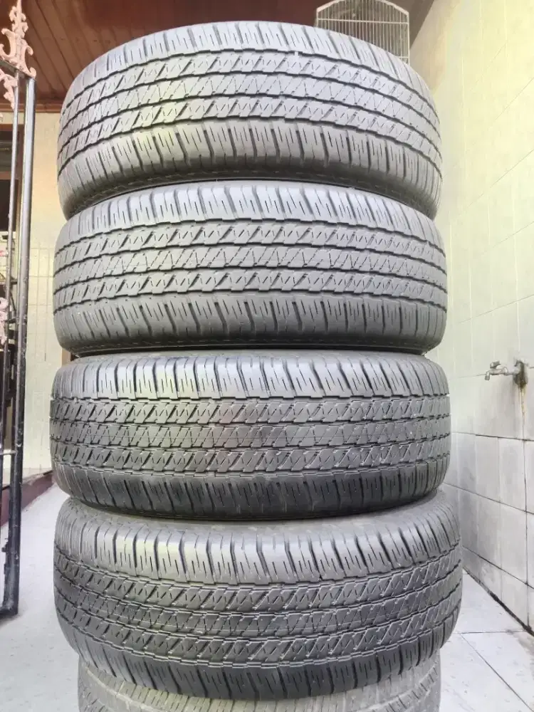 265/60/18 Bridgestone Dueler H/T 2022