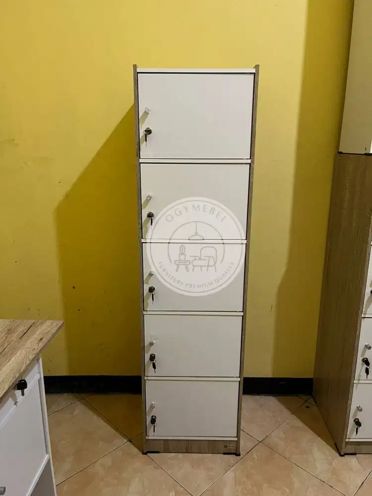 READY LEMARI LOKER 5 PINTU GRATIS ANTAR