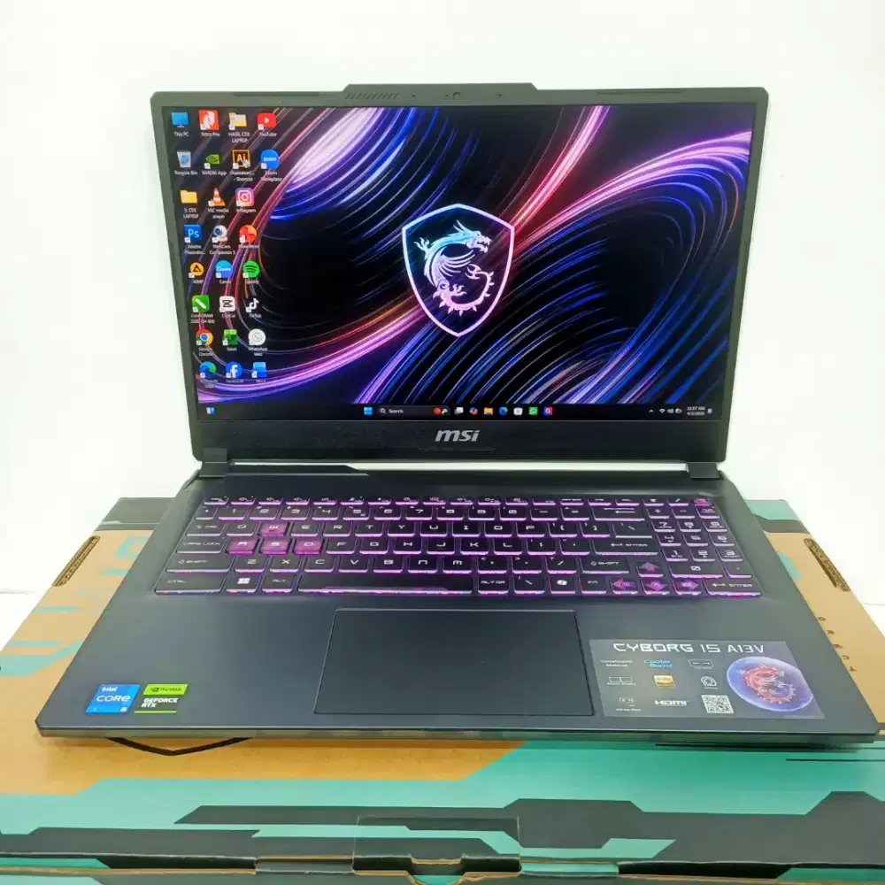 LAPTOP MSI CYBORG 15 A13V