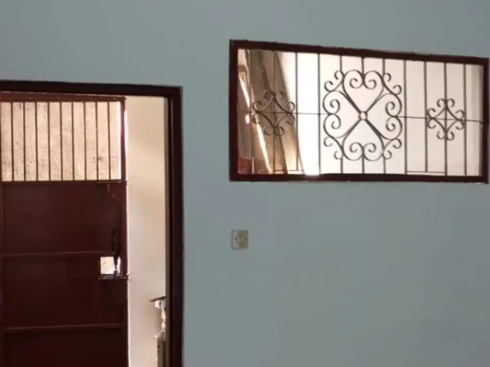 Rumah Sederhana Strategis di Sunter, Cocok Usaha Rumahan & Gudang Kecil