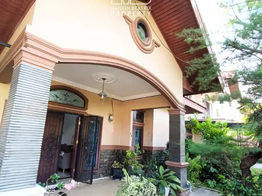 RUMAH SEMI FURNISH RAPI TERAWAT SIAP HUNI LOKASI STRATEGIS FI TANGKERANG TIMUR