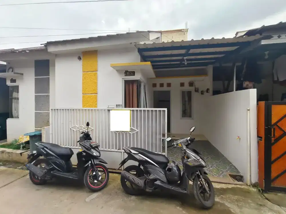 Rumah SHM Terawat 13 Menit ke Cibinong Square Dibantu KPR J-42331