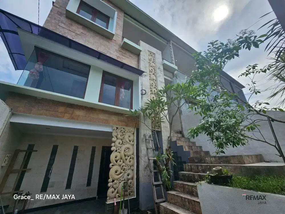 Rumah 5 Kamar Dijual, di Area Gatsu Barat Denpasar