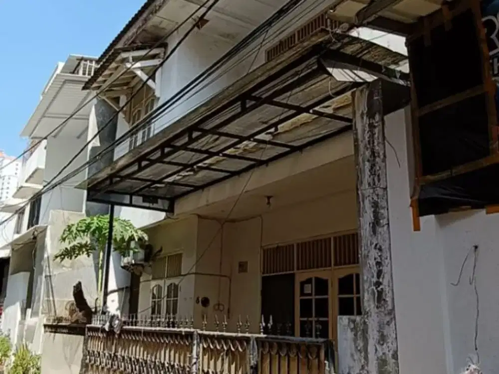Dijual Rumah Tua di Tanjung Duren Selatan jakarta Barat