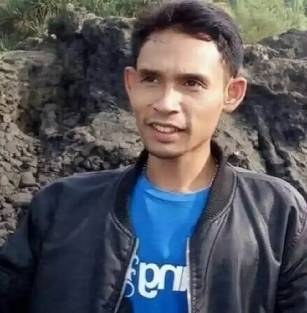 Cari pekerjaan dibidang sablon kaos,saya bisa proses sablon.