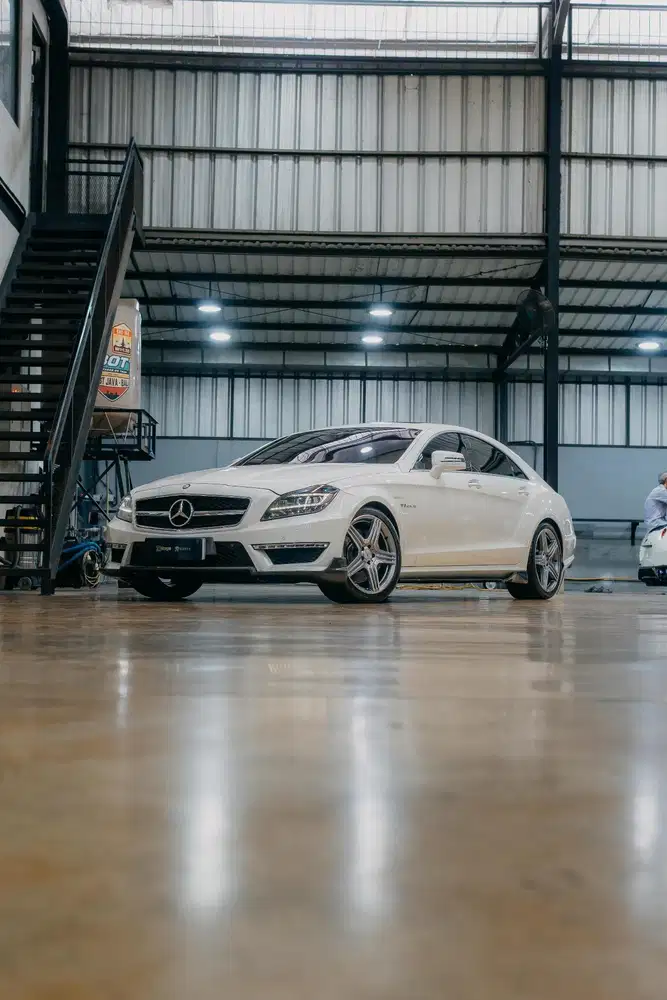 Mercedes-Benz CLS63 AMG 2012 Bensin