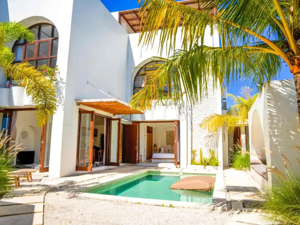 Villa Baru Ocean View Konsep Mediterania
