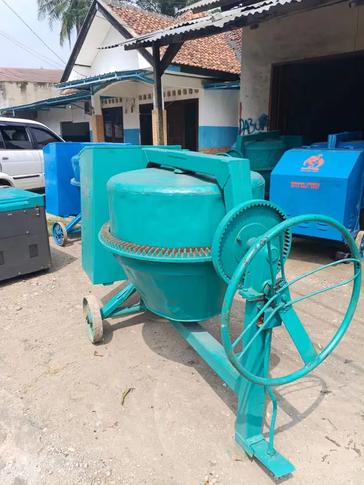 Jual Mesin Mixer Cor Beton Bekas Merk Trindo Kondisi Mulus