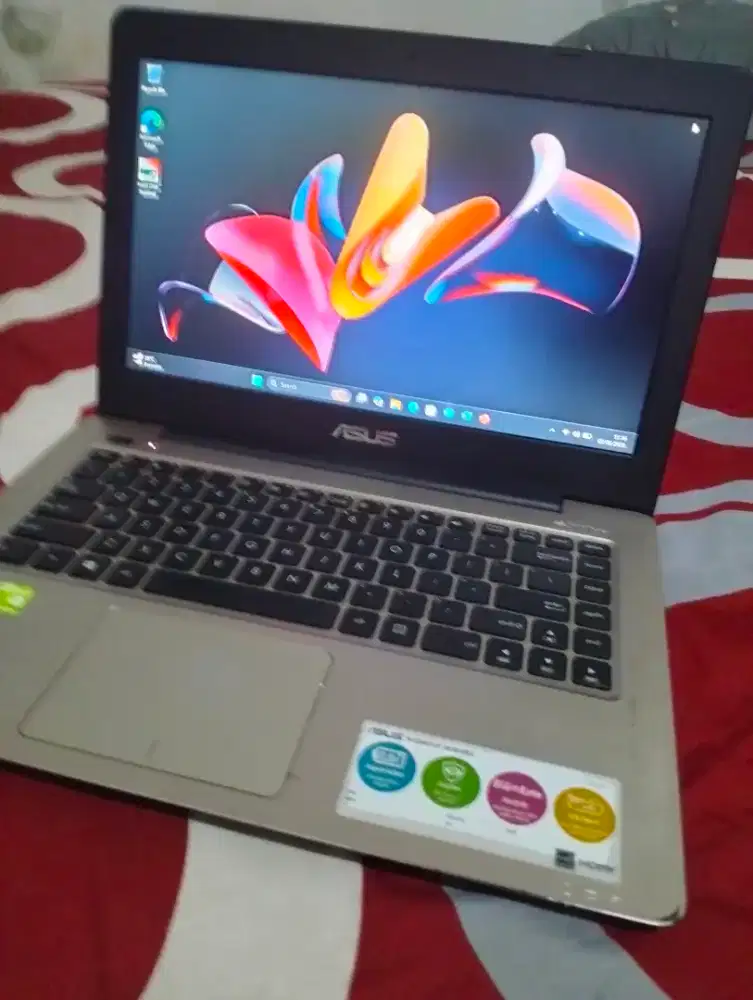 Asus X456U intel Core i7 7500U CPU 2.70GHz Dual VGA