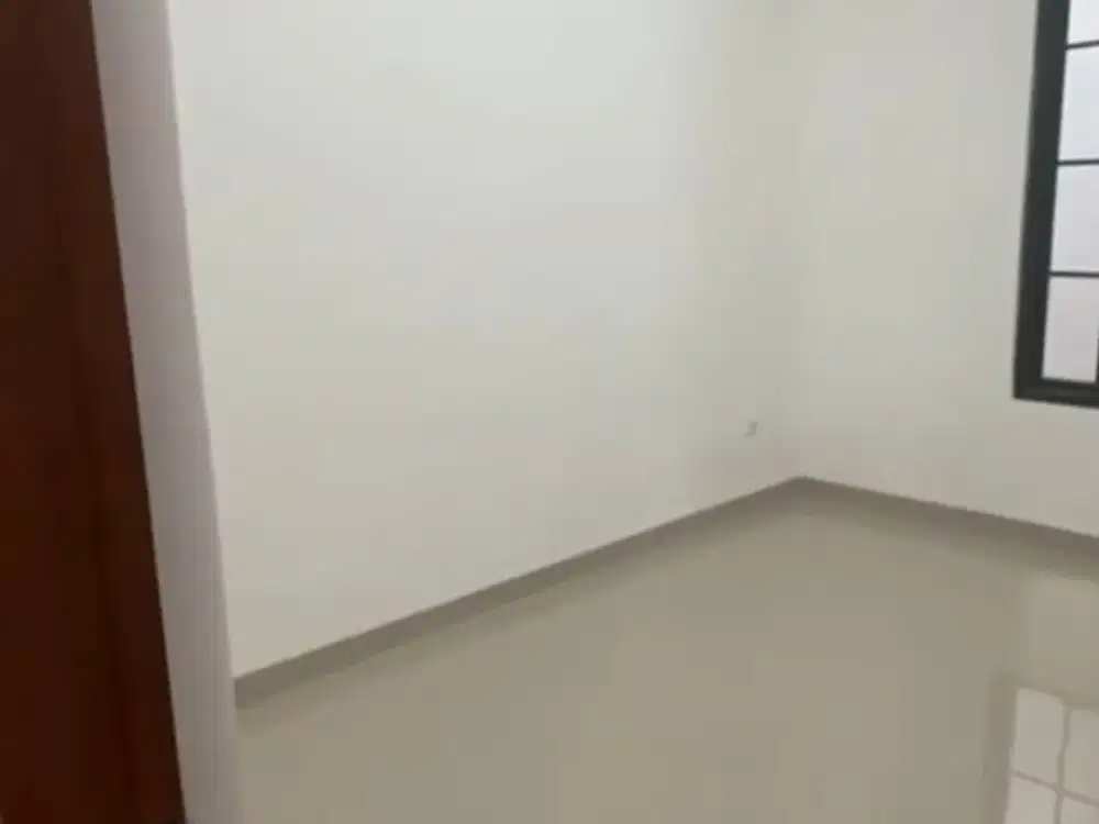 Rumah baru siap huni disewakan di Vila Melati Mas, Serpong, Tangerang