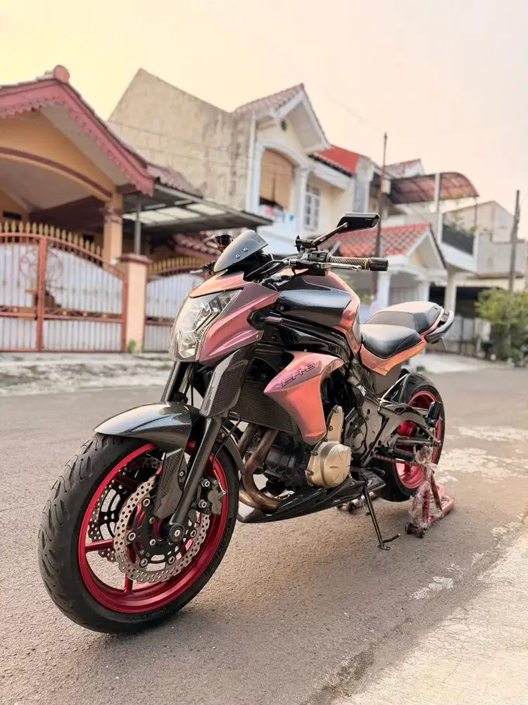 DIJUAL MOTOR KESAYANGAN KAWASAKI ER6-N 2011 ISTIMEWA