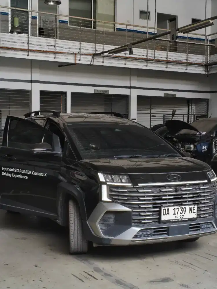 Hyundai Stargazer Cartenz X Prime