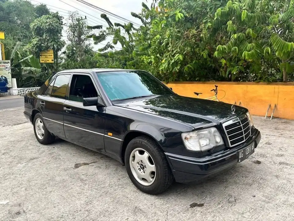 Mercedes Benz E320 1996 lutfi bisa tukar tambah sekoto badas kediri
