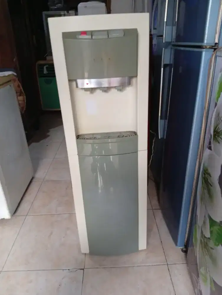 Dispenser bekas Mer Modena 3 kran