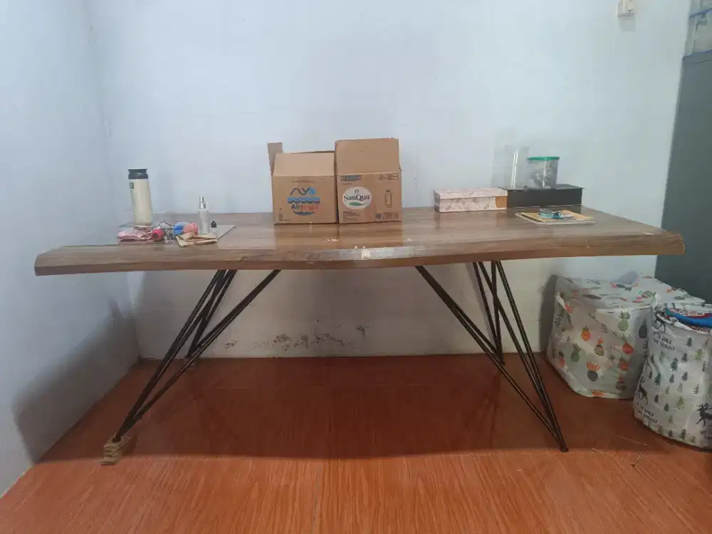 Meja belajar, meja kerja, meja makan