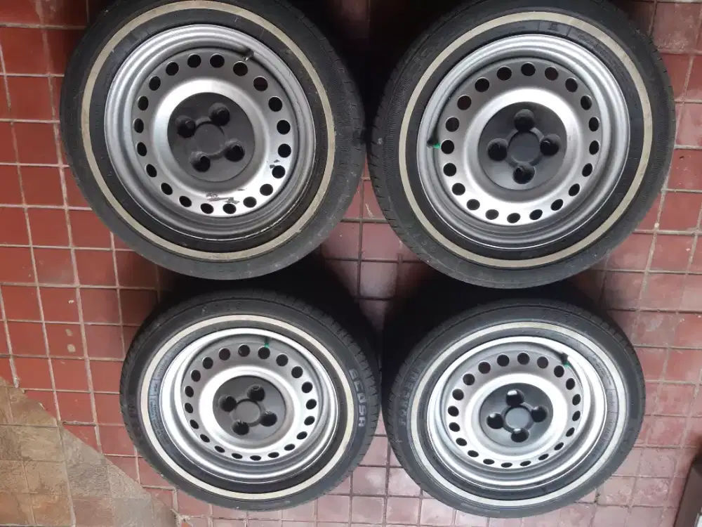 Velg Kaleng R15