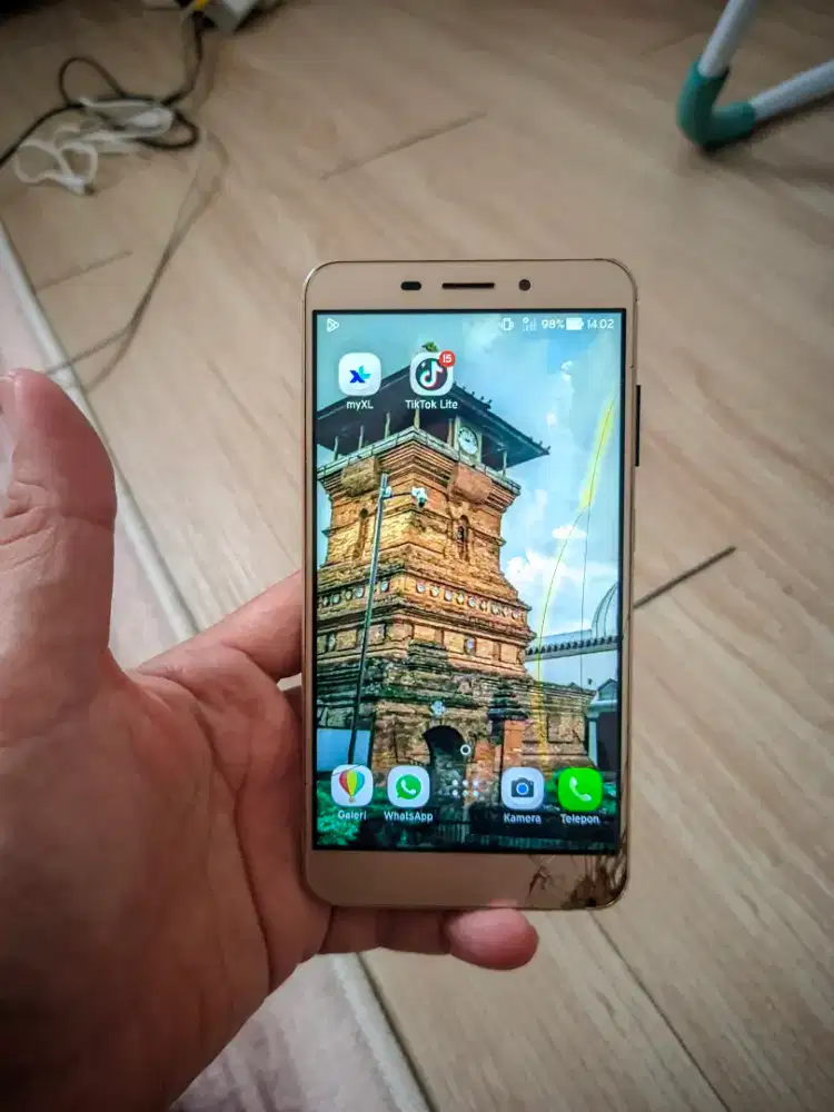 Asus zenfone 3 laser