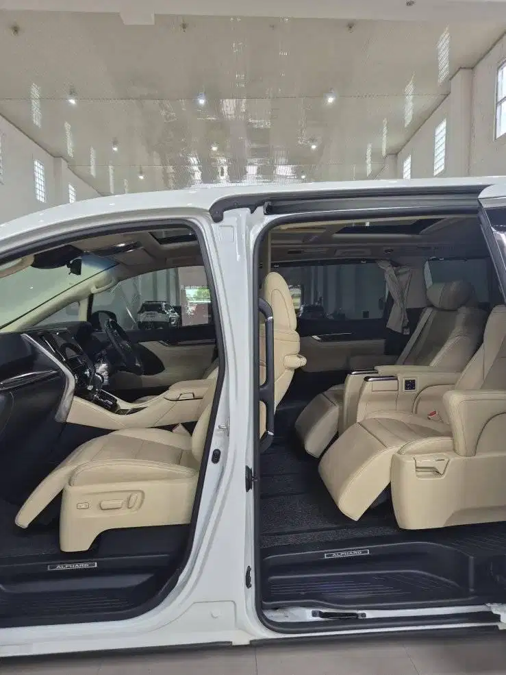 th 2022, ALL NEW ALPHARD  2.5 G ATPM TRANSFORMER TSS