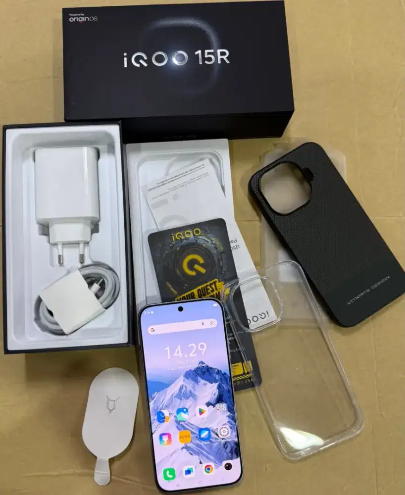 Iqoo 15R 12/256GB Snapdragon 8 Elite Gen 5 Fullset Mulus Resmi