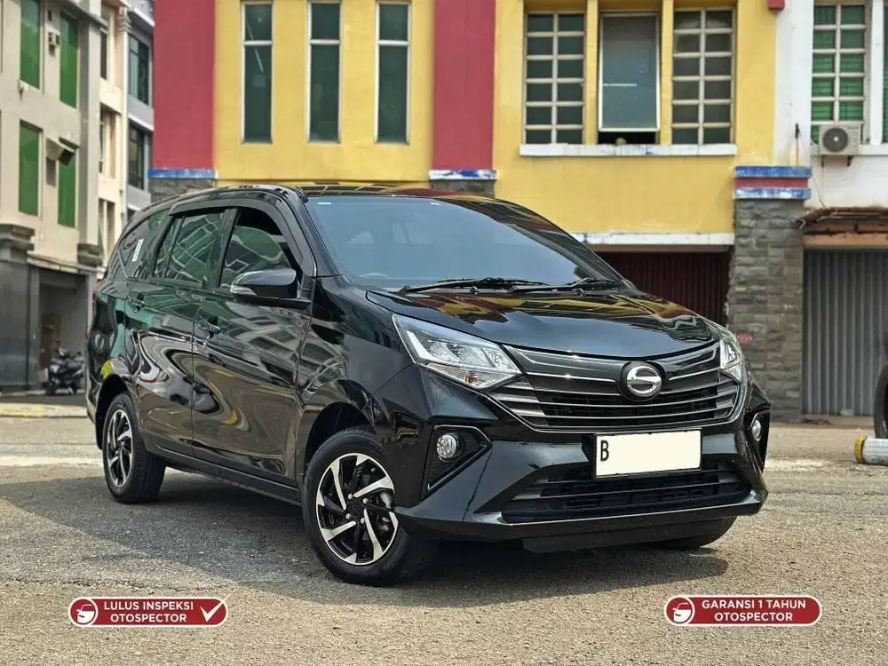 Jual Cepat 2023 Daihatsu Sigra 1.2 R AT Hitam Km 51rb Service Record