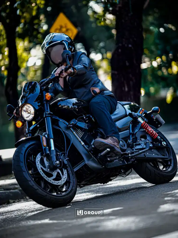 FOR SALE!!! HARLEY DAVIDSON STREETROD 750 2017