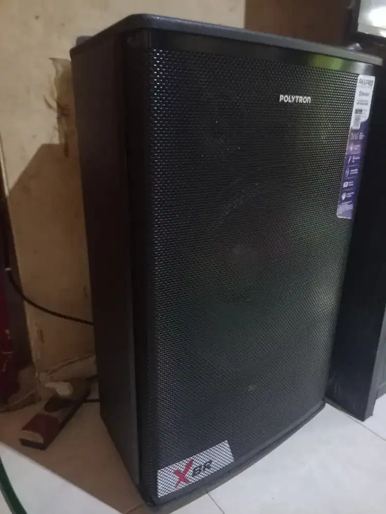 speaker portabel polytron