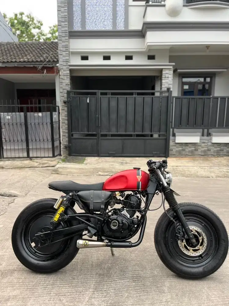 pulsar custom cafebratstyle