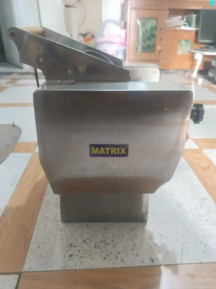 Mesin mie Matrix 180s