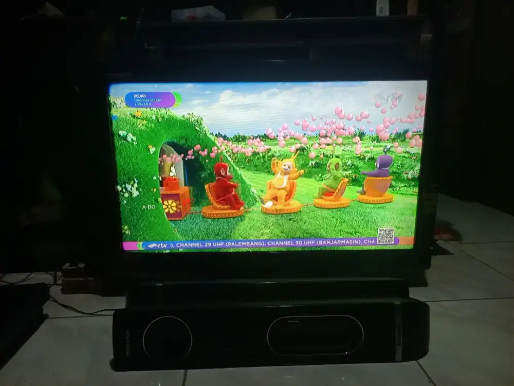 Tv lcd Polytron 32 inch