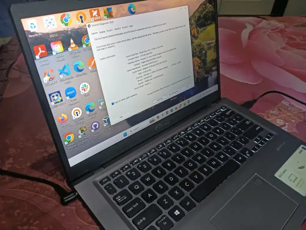 ASUS VivoBook Ryzen 3 RAM 8GB SSD 500GB