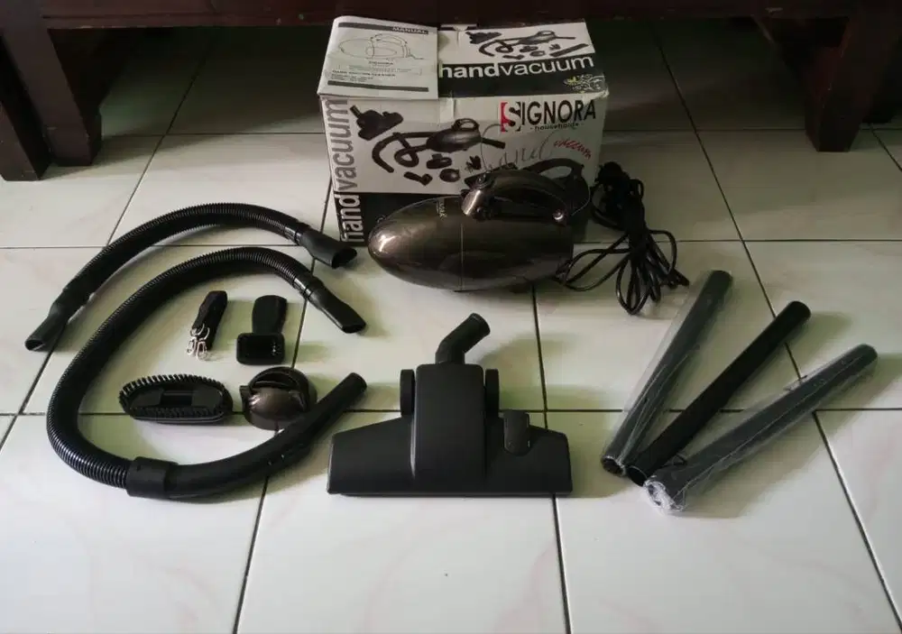 Hand Vaccuming Cleaner Signora