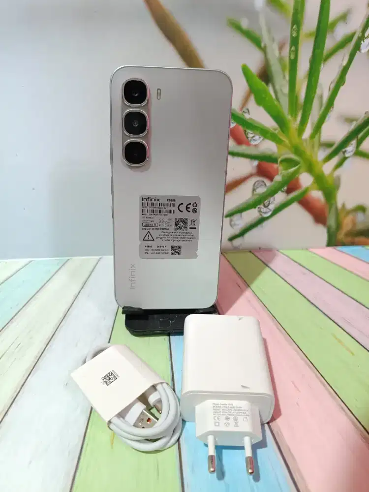 INFINIX HOT 60 PRO NFC RAM 8/256 GB (MULUS MASIH GARANSI)