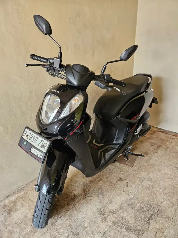 Honda Genio thn 2023 hitam