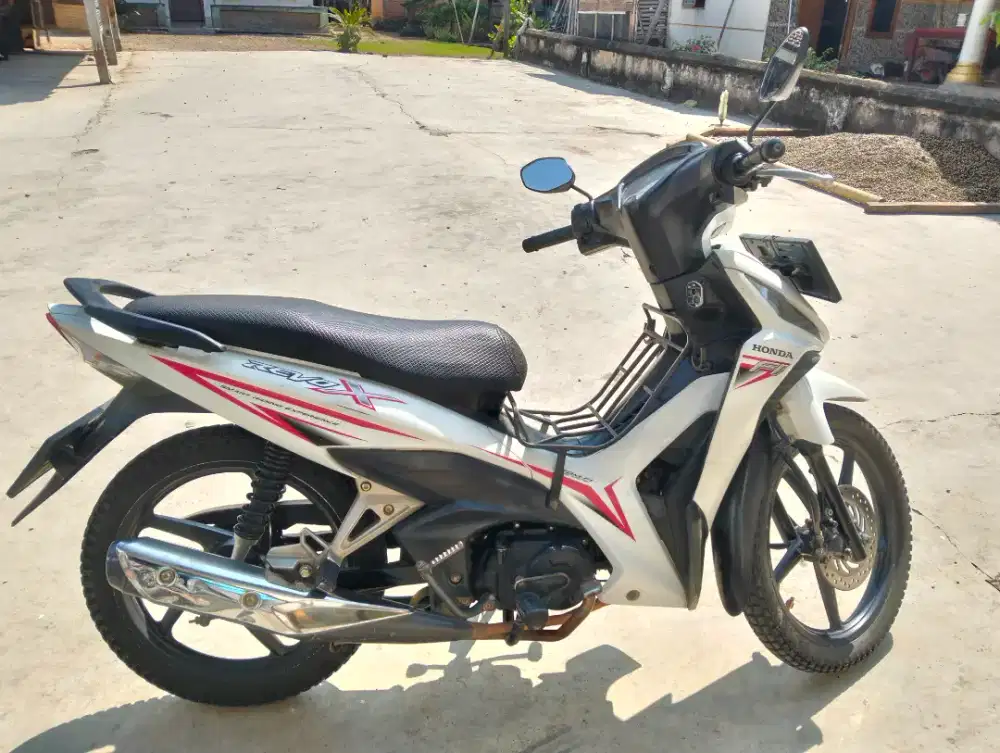 Dijual Honda Revo X