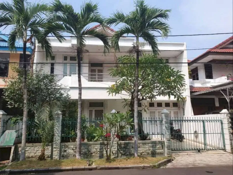 Dicari driver / supir pribadi keluarga. (Kelapa Gading)