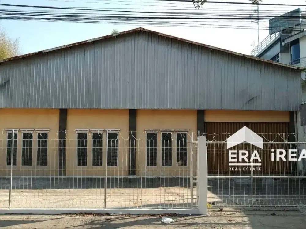 GUDANG DIJUAL DEKAT STADION MANAHAN SOLO