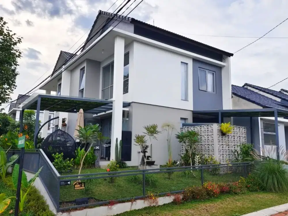 Rumah 2 Lantai - High Ceiling - SHM - Furnished - Smarthome Sytem.  Di Perumahan Istana Regency Jatinangor
