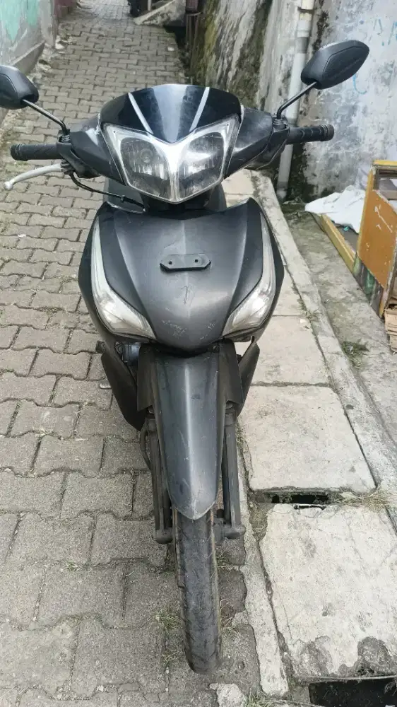 Supra x 125 f1 helm in 2012 plat B jkrta PJK 2020 lengkap