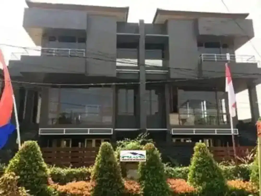 RUMAH MEWAH JOSS CAKEP 3 Lantai Semi Furnished + Lift – Pejaten, Pasar Minggu, Jakarta Selatan