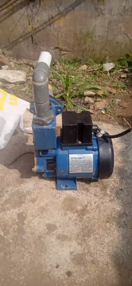 Mesin pompa air simizu