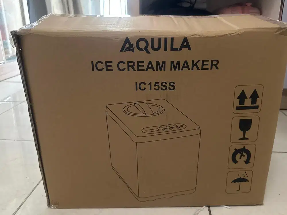 Ice cream maker merek Quila