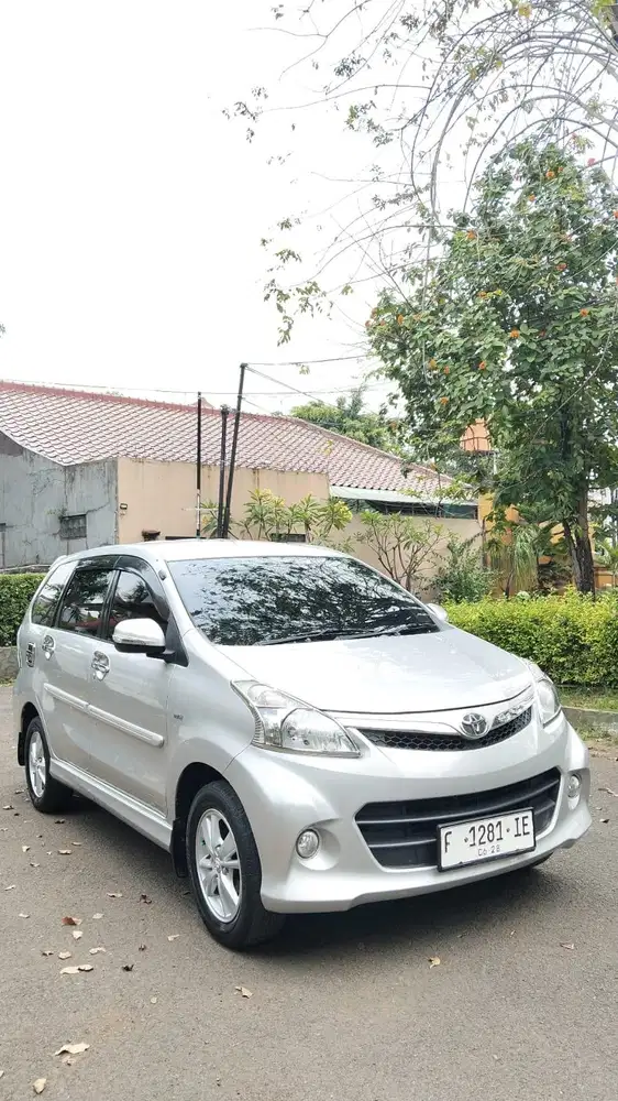 AVANZA VELOZ 1.5 G MANUAL 2014(KM 88RB)