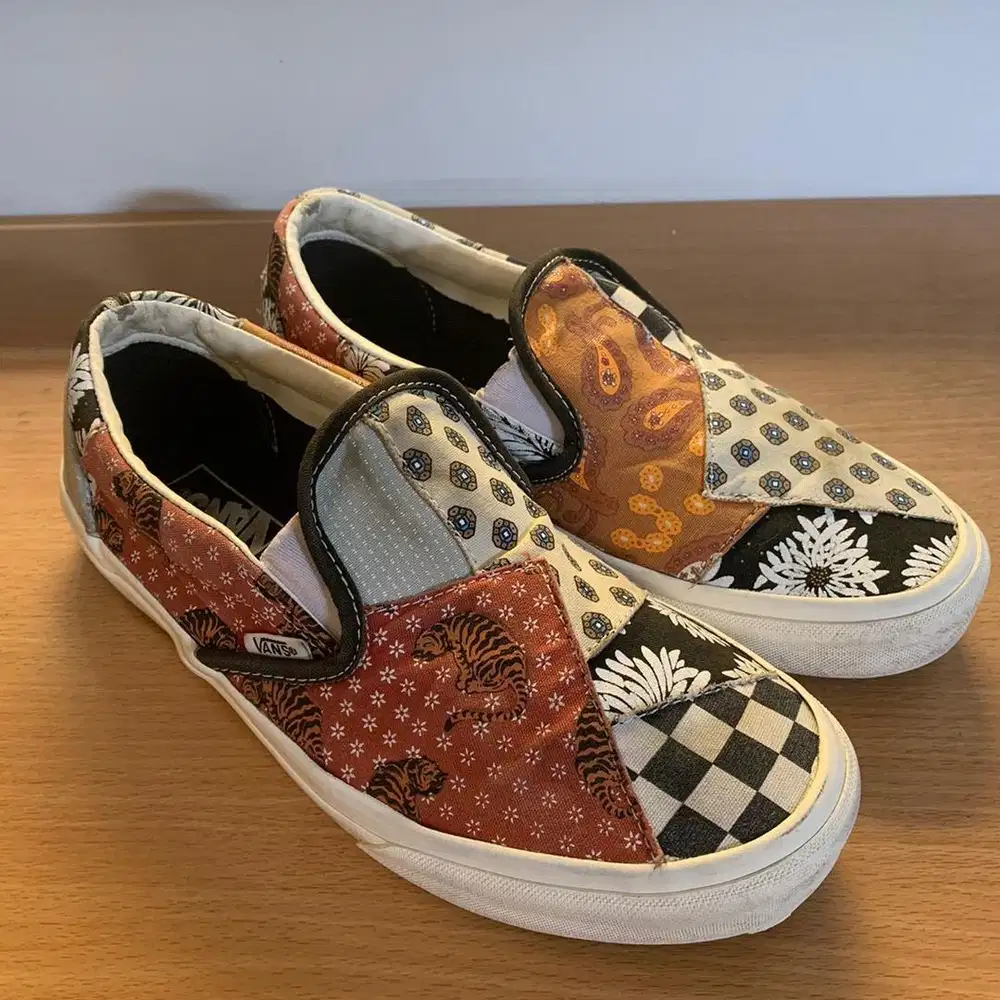 Vans Tiger Patchwork Classic Slip-on Original Unisex, Sepatu Sneakers