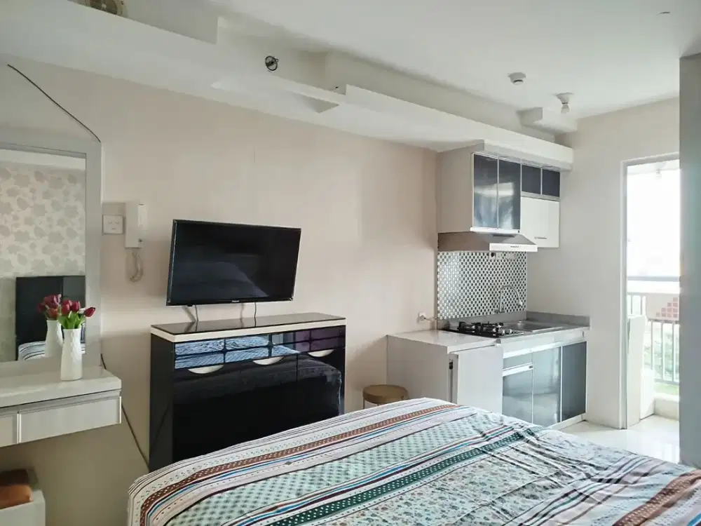 Lt rendah studio apartemen bassura city ,jakarta ,jatinegara