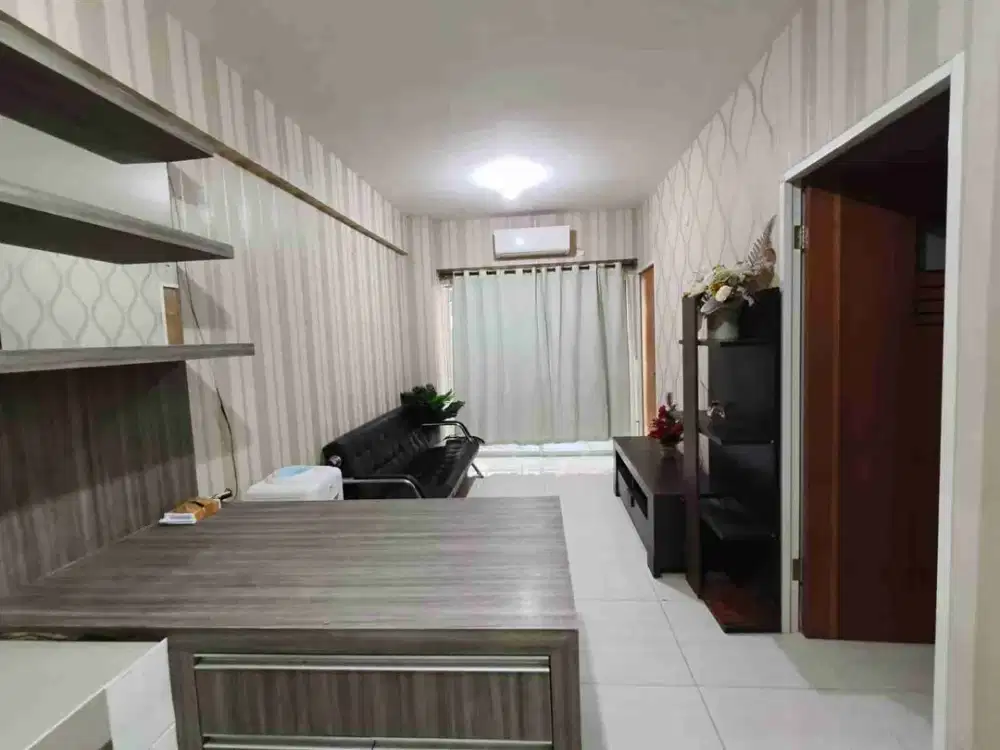 Apartemen puncak bukit golf full furnish dekat pakuwon mall waterplace