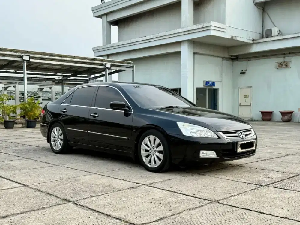 Honda Accord 2.4 VTIL Manual 2004 Low KM 139RB