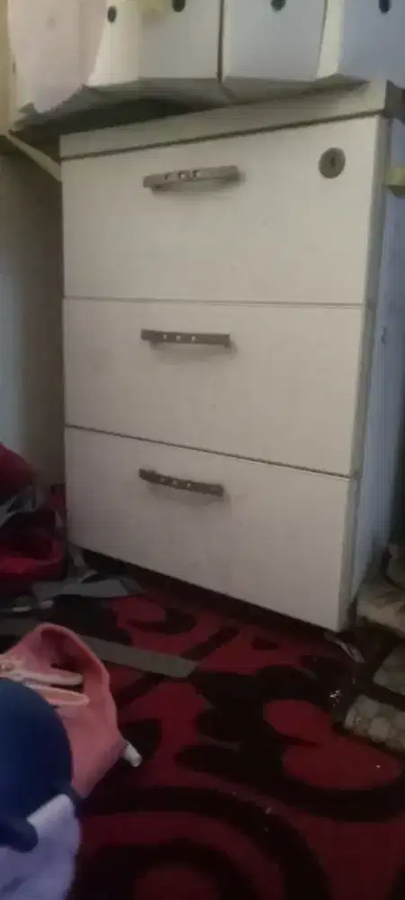Lemari Berkas 3Susun