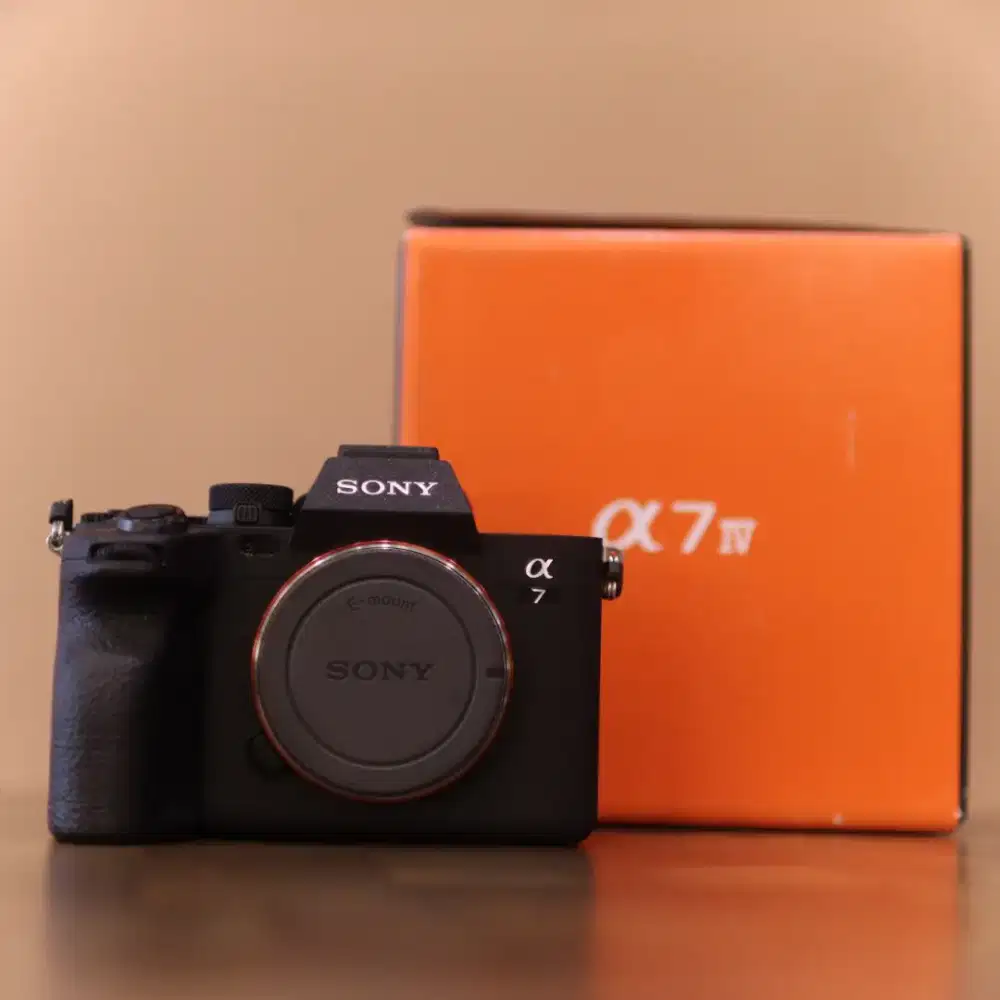 SONY A7 Mark IV BODY ONLY LIKE NEW FULLSET BOX ( SC 2××× )